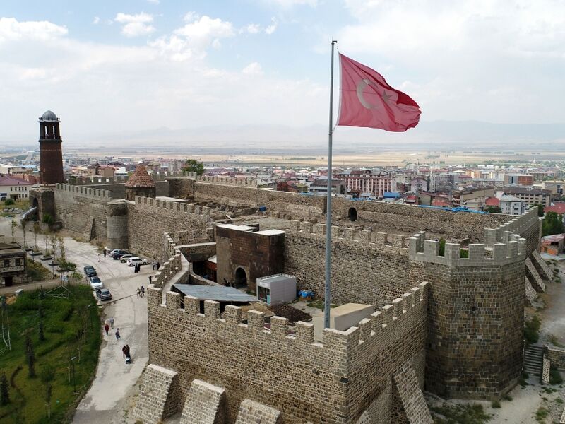 ANKARA ÇIKIŞLI UÇAKLI BUTİK VAN KARS ERZURUM TURU